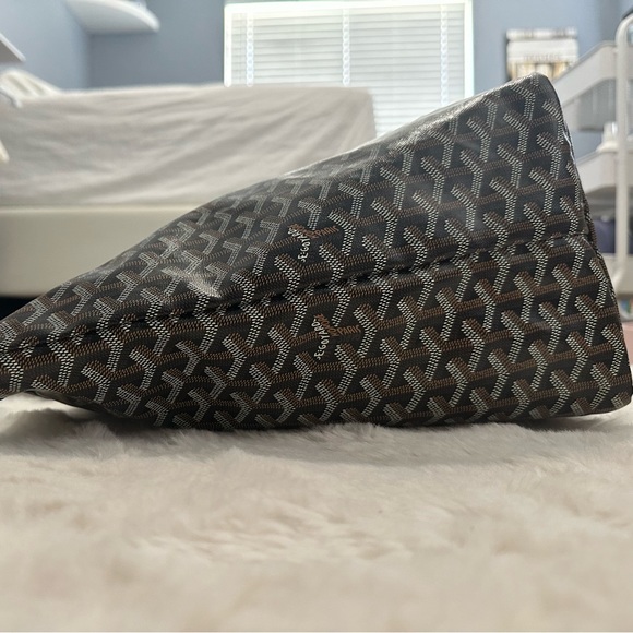 Goyard Goyardine Saint Louis GM w/ Pouch - Picture 5 of 13